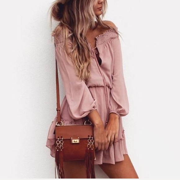 Dresses & Skirts - Tiered Ruffle Dress